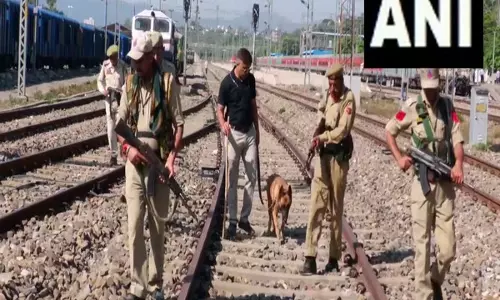 PM Modi के कटरा दौरे से पहले उधमपुर रेलवे स्टेशन पर सुरक्षा बढ़ा दी गई