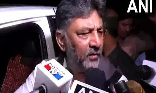 कोई टिप्पणी नहीं, कानून को अपना काम करने दो..: बेंगलुरु भगदड़ पर Shivakumar कोई टिप्पणी नहीं, कानून को अपना काम करने दो..: बेंगलुरु भगदड़ पर Shivakumar