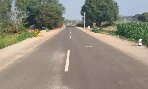 AP: हुस्नाबाद-इंदुर्थी डबल लेन सड़क उद्घाटन के लिए तैयार AP: हुस्नाबाद-इंदुर्थी डबल लेन सड़क उद्घाटन के लिए तैयार