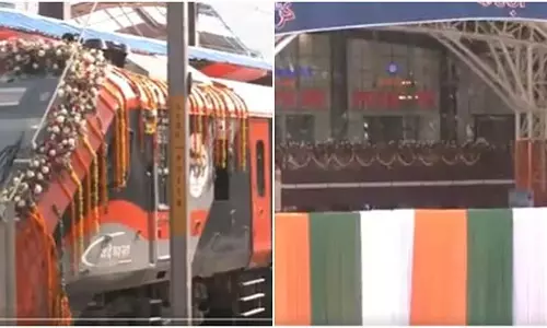 कश्मीर रेल संपर्क पर सबकी निगाहें: प्रधानमंत्री मोदी के आगमन से पहले घाटी में कड़ी सुरक्षा