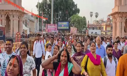 Ayodhya: प्राण प्रतिष्ठा के बाद राम जन्मभूमि मंदिर में दर्शन कर श्रद्धालु आनंदित हुए