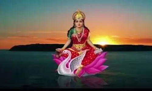 Gayatri Jayanti 2025 : वेदों की जननी देवी गायत्री की जयंती आज, यहां जानें उनके अवतरण की कथा और महिमा Gayatri Jayanti 2025 : वेदों की जननी देवी गायत्री की जयंती आज, यहां जानें उनके अवतरण की कथा और महिमा