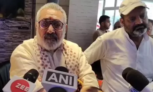 राहुल गांधी निकम्मे हैं, सेना का अपमान करते हैं: केंद्रीय मंत्री Giriraj Singh राहुल गांधी निकम्मे हैं, सेना का अपमान करते हैं: केंद्रीय मंत्री Giriraj Singh