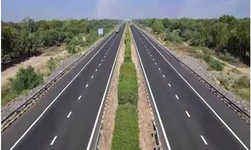 केंद्र और Punjab सरकारें शहरीकरण के लिए किसानों की उपजाऊ जमीन छीन रही