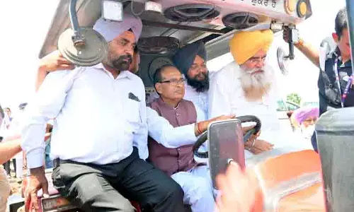 सिंधु जल देकर शांति खरीदने की कोशिश देश के लिए महंगी साबित हुई: Shivraj Singh Chauhan सिंधु जल देकर शांति खरीदने की कोशिश देश के लिए महंगी साबित हुई: Shivraj Singh Chauhan