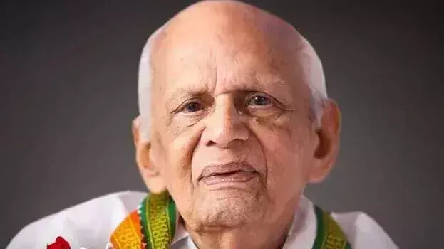 Kerala : पार्टी की ऐतिहासिक जीत के बावजूद थेन्नाला के लिए दुखद खबर Kerala : पार्टी की ऐतिहासिक जीत के बावजूद थेन्नाला के लिए दुखद खबर
