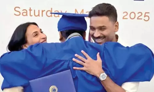 धनुष, ऐश्वर्या रजनीकांत ने बेटे के खास दिन के लिए मतभेदों को किनारे रखा धनुष, ऐश्वर्या रजनीकांत ने बेटे के खास दिन के लिए मतभेदों को किनारे रखा