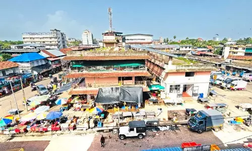Kerala : सेंट्रल मार्केट का होगा जीर्णोद्धार, व्यापारियों को 10 बजे से पहले खाली करने की सलाह