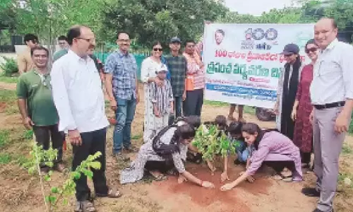 environment  की रक्षा करना हमारा   है मौलिक कर्तव्य