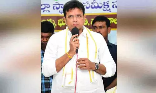 BRS विधायक मगंती गोपीनाथ की हालत में सुधार, वेंटिलेटर पर बने हुए: Minister Sridhar Babu