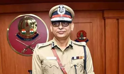 Tamil Nadu : डीजीपी शंकर जीवाल ने पुलिस को दिए निर्देश Tamil Nadu : डीजीपी शंकर जीवाल ने पुलिस को दिए निर्देश