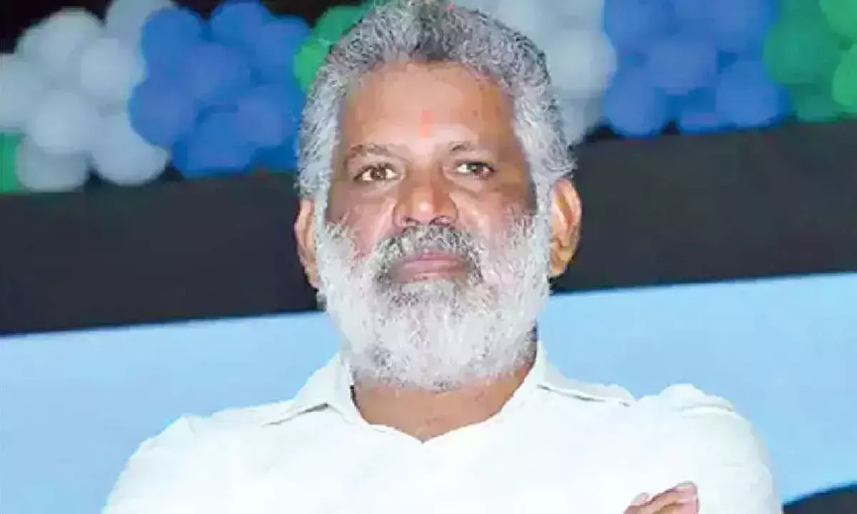 Andhra: वित्तीय अनियमितताओं को लेकर पूर्व टीयूडीए प्रमुख चेविरेड्डी को नोटिस जारी Andhra: वित्तीय अनियमितताओं को लेकर पूर्व टीयूडीए प्रमुख चेविरेड्डी को नोटिस जारी