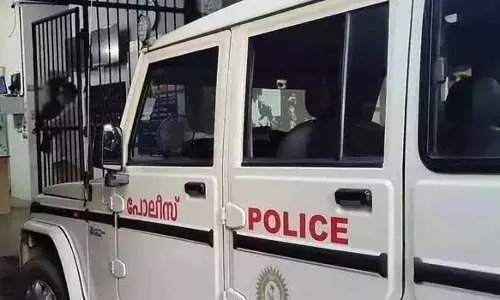  KERALA में नौ साल की बच्ची फंदे से लटकी मिली