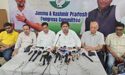 Jammu: पार्टी ने राज्य का दर्जा और सीमावर्ती क्षेत्रों के लिए विशेष पैकेज मांगा Jammu: पार्टी ने राज्य का दर्जा और सीमावर्ती क्षेत्रों के लिए विशेष पैकेज मांगा