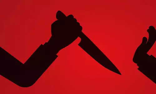 Tinsukia : पत्नी पर हमला करने का आरोप लगाने वाले व्यक्ति का वीडियो वायरल
