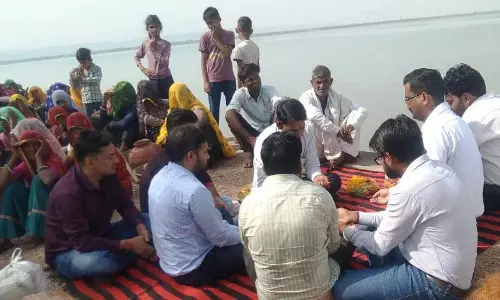 Madhopur: सूरवाल बांध पर जल पूजन, श्रमदान और मरम्मत कार्य कर दिया जल संरक्षण का संदेश