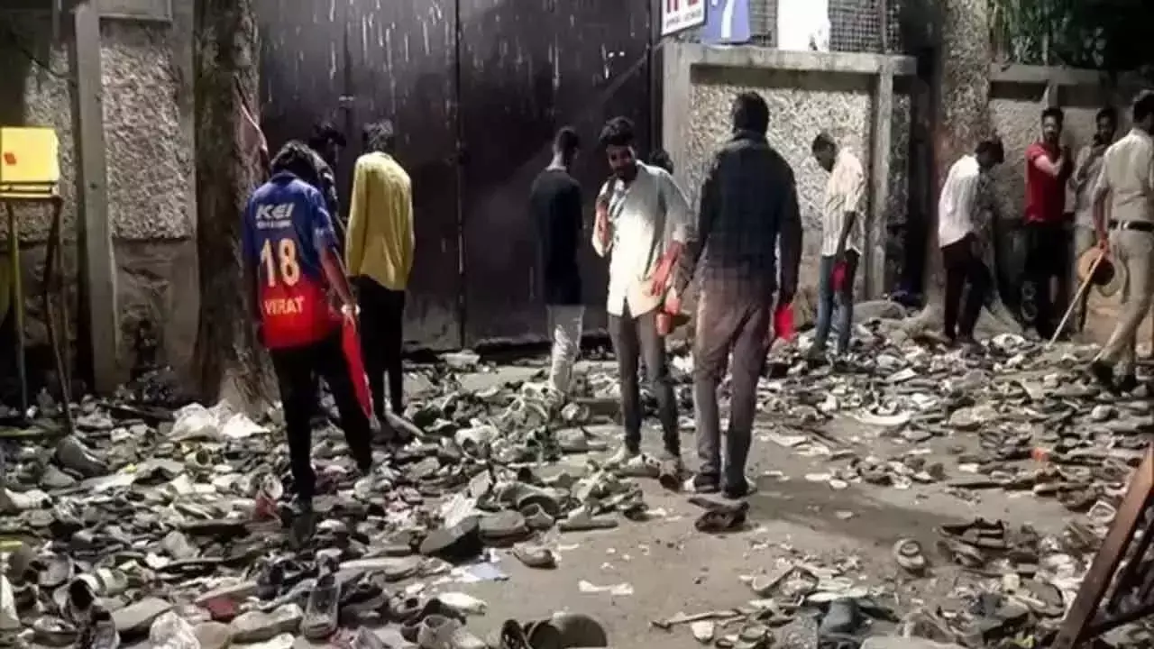 RCB कार्यक्रम में भगदड़: बेंगलुरु पुलिस प्रमुख, प्रमुख अधिकारी निलंबित