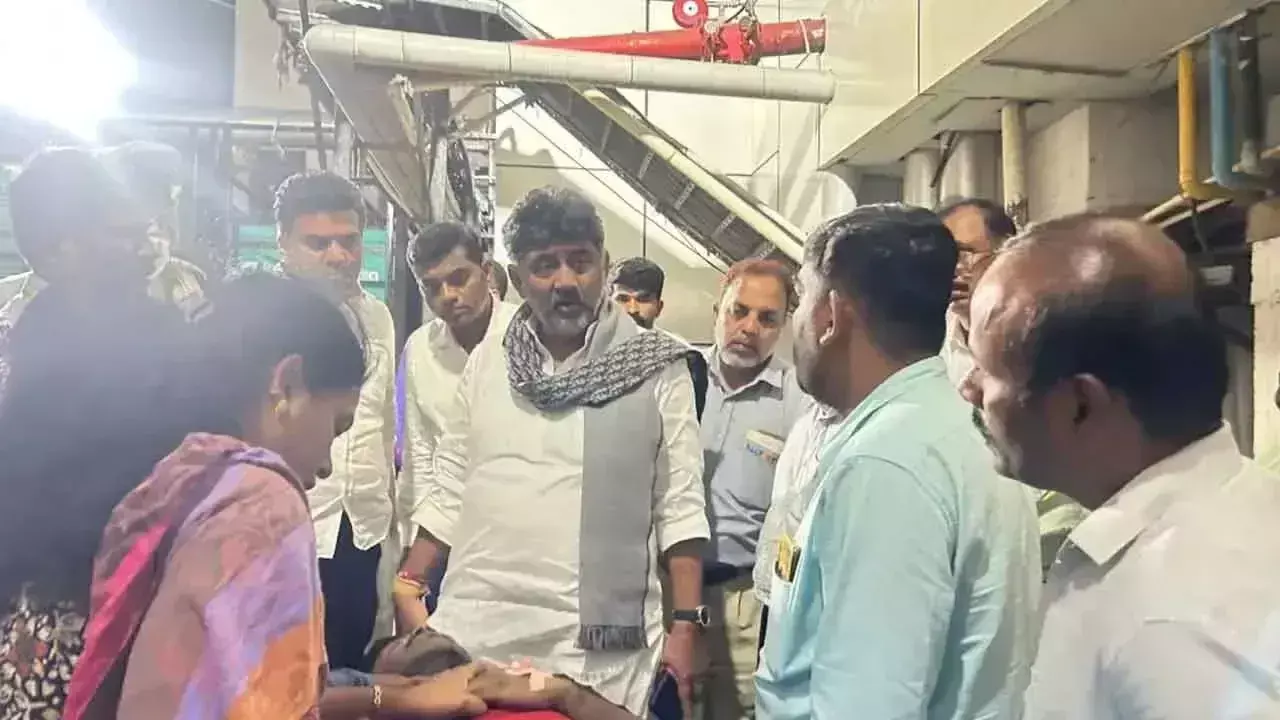 Karnataka: अपने बच्चों की मौत को स्वीकार करने में असमर्थ: डीकेएस Karnataka: अपने बच्चों की मौत को स्वीकार करने में असमर्थ: डीकेएस