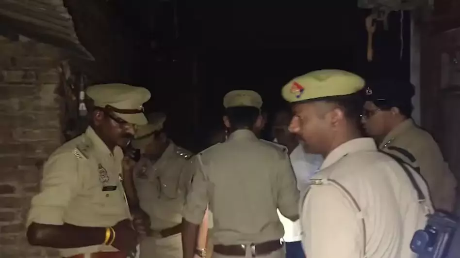 पत्नी सांवली थी, पति ने गला रेतकर उतारा मौत के घाट पत्नी सांवली थी, पति ने गला रेतकर उतारा मौत के घाट