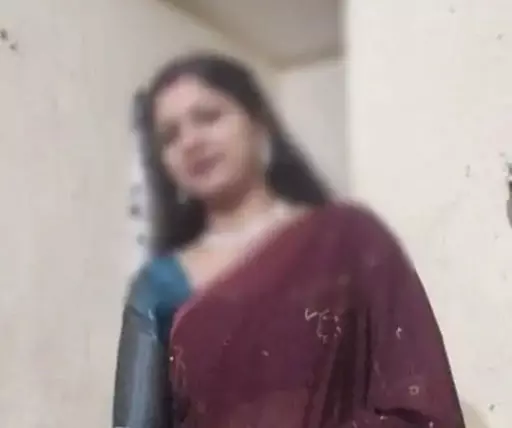 थाने में हत्या की धमकी देकर प्रेमी संग निकल गई शादीशुदा महिला, पति परेशान थाने में हत्या की धमकी देकर प्रेमी संग निकल गई शादीशुदा महिला, पति परेशान