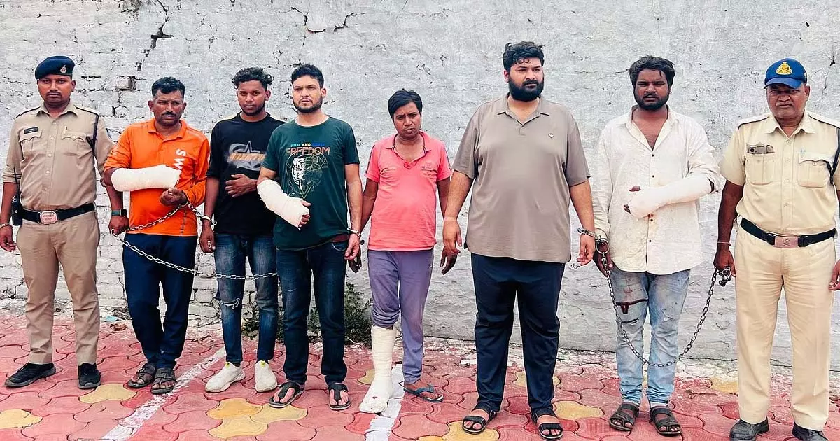 Indore : कोको फार्म मालिक पर हमला करने के आरोप में छह लोग गिरफ्तार Indore : कोको फार्म मालिक पर हमला करने के आरोप में छह लोग गिरफ्तार