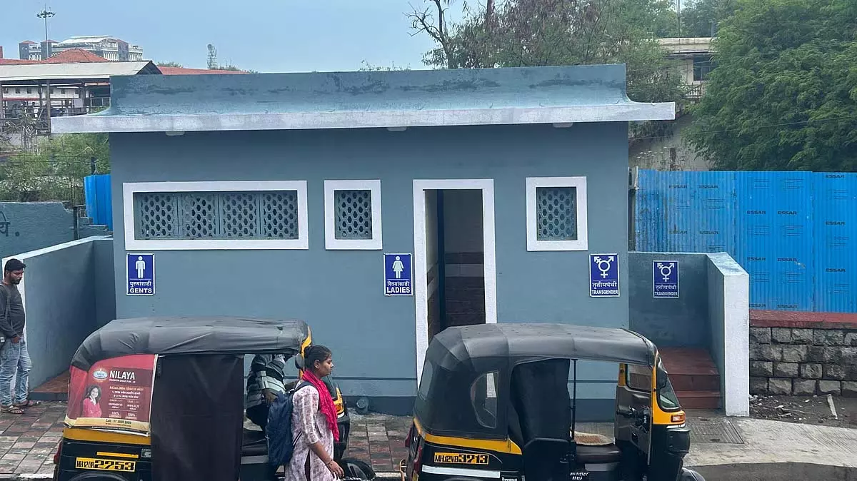BMC सार्वजनिक शौचालय की निगरानी के लिए संविदा सामुदायिक विकास अधिकारी नियुक्त करेगी BMC सार्वजनिक शौचालय की निगरानी के लिए संविदा सामुदायिक विकास अधिकारी नियुक्त करेगी