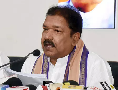 कांग्रेस के मास्टर राहुल गांधी का सिर्फ झूठ बोलने में विश्वास : दिलीप जायसवाल कांग्रेस के मास्टर राहुल गांधी का सिर्फ झूठ बोलने में विश्वास : दिलीप जायसवाल