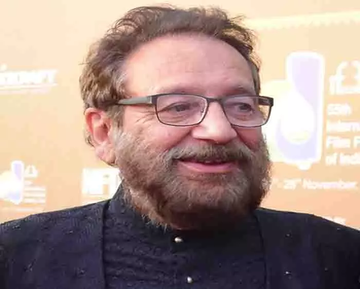 Shekhar Kapoor ने अस्तित्व और ब्रह्मांड पर कविता लिखी Shekhar Kapoor ने अस्तित्व और ब्रह्मांड पर कविता लिखी