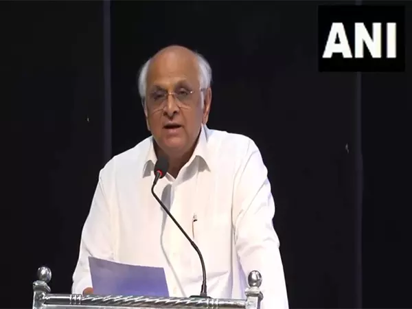 Gujarat CM ने जामनगर में 430 करोड़ रुपये की लागत वाली परियोजनाओं का उद्घाटन और शिलान्यास किया Gujarat CM ने जामनगर में 430 करोड़ रुपये की लागत वाली परियोजनाओं का उद्घाटन और शिलान्यास किया