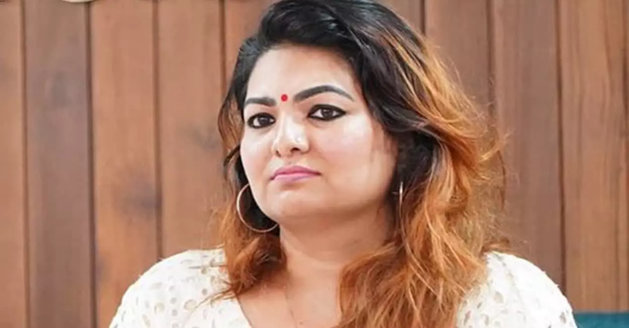 Kerala : सैंड्रा थॉमस ने पुलिस पर निष्क्रियता का आरोप लगाया Kerala : सैंड्रा थॉमस ने पुलिस पर निष्क्रियता का आरोप लगाया