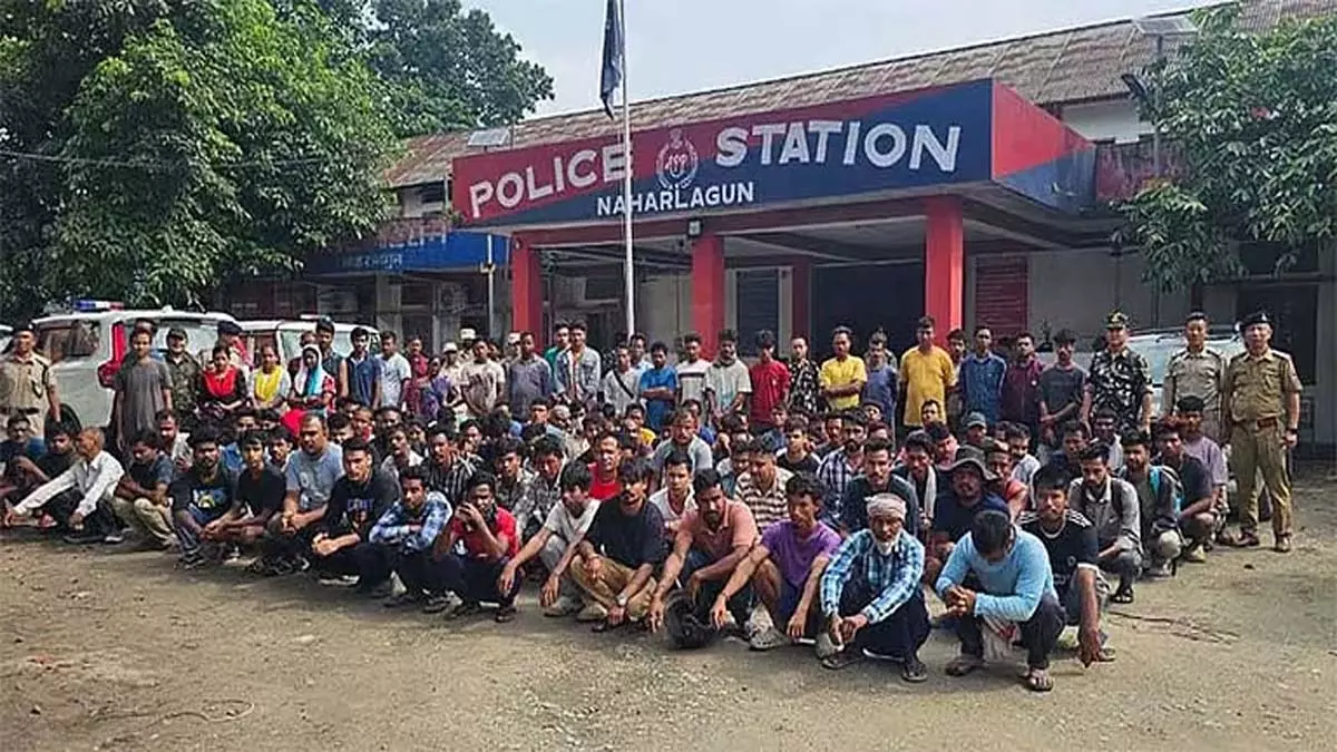 Arunachal : 219 आईएलपी उल्लंघनकर्ताओं को ईटानगर से बाहर निकाला गया Arunachal : 219 आईएलपी उल्लंघनकर्ताओं को ईटानगर से बाहर निकाला गया