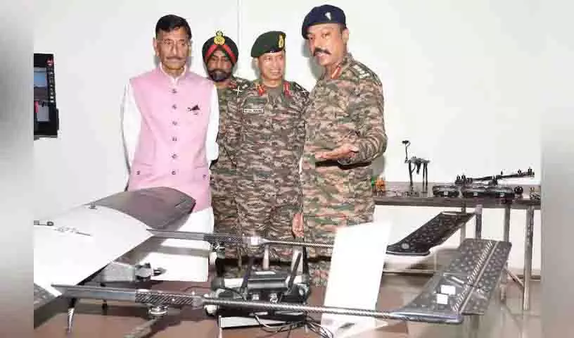 मिलिट्री कॉलेज ऑफ इलेक्ट्रॉनिक्स एंड मैकेनिकल इंजीनियरिंग (MCEME) मिलिट्री कॉलेज ऑफ इलेक्ट्रॉनिक्स एंड मैकेनिकल इंजीनियरिंग (MCEME)
