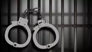 Himachal : ऊना में जबरन वसूली के मामले में दो गिरफ्तार Himachal : ऊना में जबरन वसूली के मामले में दो गिरफ्तार