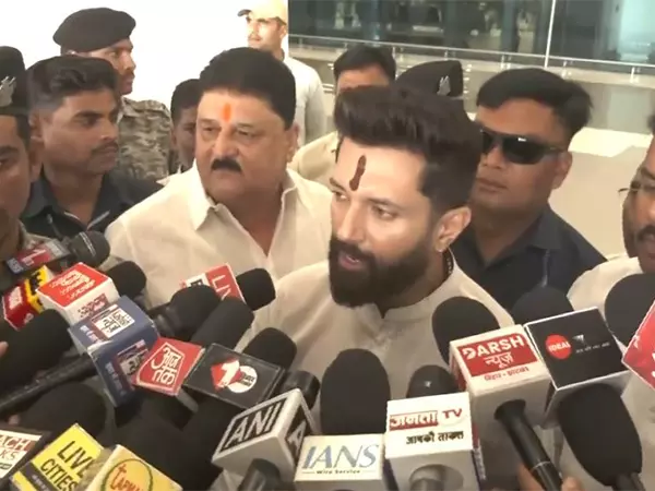 Chirag Paswan ने राहुल गांधी के चुनाव धांधली दावों पर कसा तंज Chirag Paswan ने राहुल गांधी के चुनाव धांधली दावों पर कसा तंज