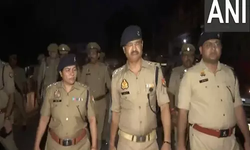 Uttar Pradesh: ईद-उल-अज़हा से पहले मुरादाबाद पुलिस ने की पैदल गश्त Uttar Pradesh: ईद-उल-अज़हा से पहले मुरादाबाद पुलिस ने की पैदल गश्त