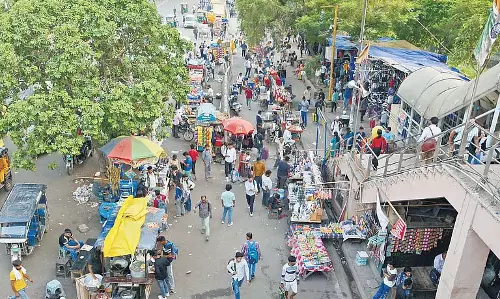 आनंद विहार आईएसबीटी: सफाई के बाद भी अव्यवस्था बरकरार