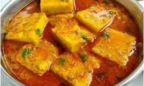 Besan Curry : बनाएं ये स्वादिष्ट और लजीज बेसन की सब्जी Besan Curry : बनाएं ये स्वादिष्ट और लजीज बेसन की सब्जी