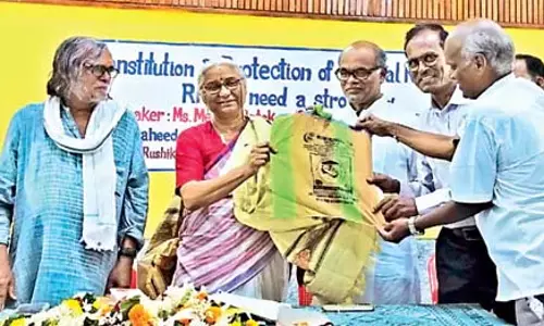 Odisha : नदियों की रक्षा के लिए कानून की आवश्यकता Odisha : नदियों की रक्षा के लिए कानून की आवश्यकता