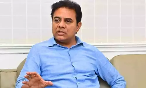 KTR  ने अस्पताल में भर्ती विधायक मगंती गोपीनाथ से मुलाकात की