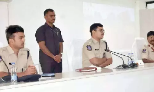 असामाजिक तत्वों पर सख्त कार्रवाई की चेतावनी