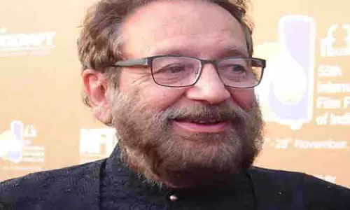 Shekhar Kapoor ने अस्तित्व और ब्रह्मांड पर कविता लिखी