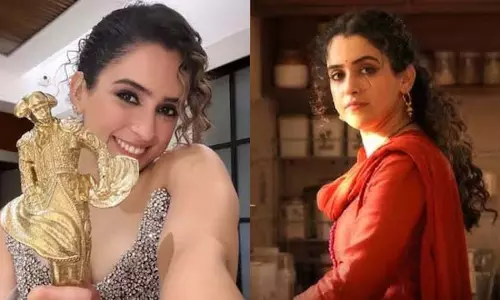 सान्या को Mrs पर मिला अवॉर्ड सान्या को Mrs पर मिला अवॉर्ड