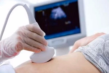 Sitapur: मेडिकल स्टोर में मिला अवैध डिलीवरी सेंटर
