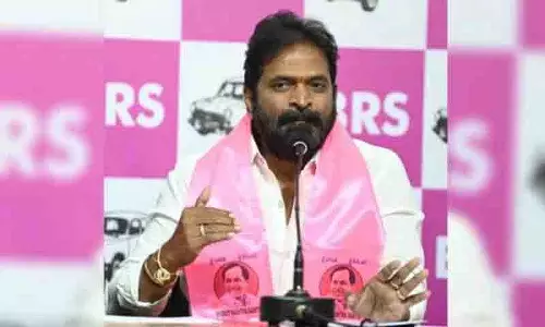 कांग्रेस ने कर्मचारियों के विश्वास को तोड़ा: Srinivas Goud