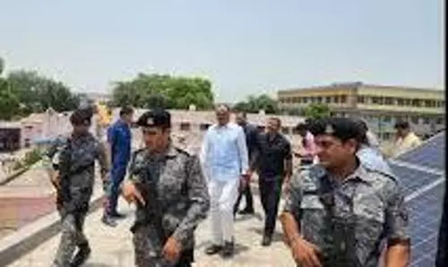 Bareilly: जिला अस्पताल मे गंदगी देख डिप्टी सीएम ने लगाई डॉक्टरों को फटकार Bareilly: जिला अस्पताल मे गंदगी देख डिप्टी सीएम ने लगाई डॉक्टरों को फटकार