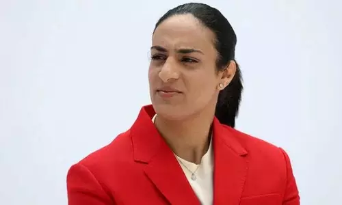 विश्व मुक्केबाजी ने लिंग परीक्षण विवाद में Imane Khelif का नाम लेने के लिए माफ़ी मांगी विश्व मुक्केबाजी ने लिंग परीक्षण विवाद में Imane Khelif का नाम लेने के लिए माफ़ी मांगी