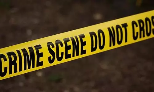 झगड़े के बाद पति ने पत्नी का सिर कलम किया, बंदूक लेकर पहुंचा पुलिस स्टेशन झगड़े के बाद पति ने पत्नी का सिर कलम किया, बंदूक लेकर पहुंचा पुलिस स्टेशन