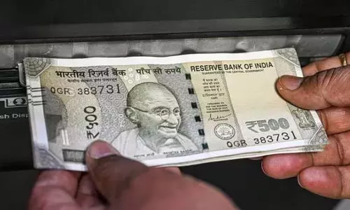 2026 में ‘नोटबंदी’ की अफवाहों के बीच भारत सरकार ने 500 रुपये के नोट पर प्रतिबंध लगाने से किया इनकार 2026 में ‘नोटबंदी’ की अफवाहों के बीच भारत सरकार ने 500 रुपये के नोट पर प्रतिबंध लगाने से किया इनकार