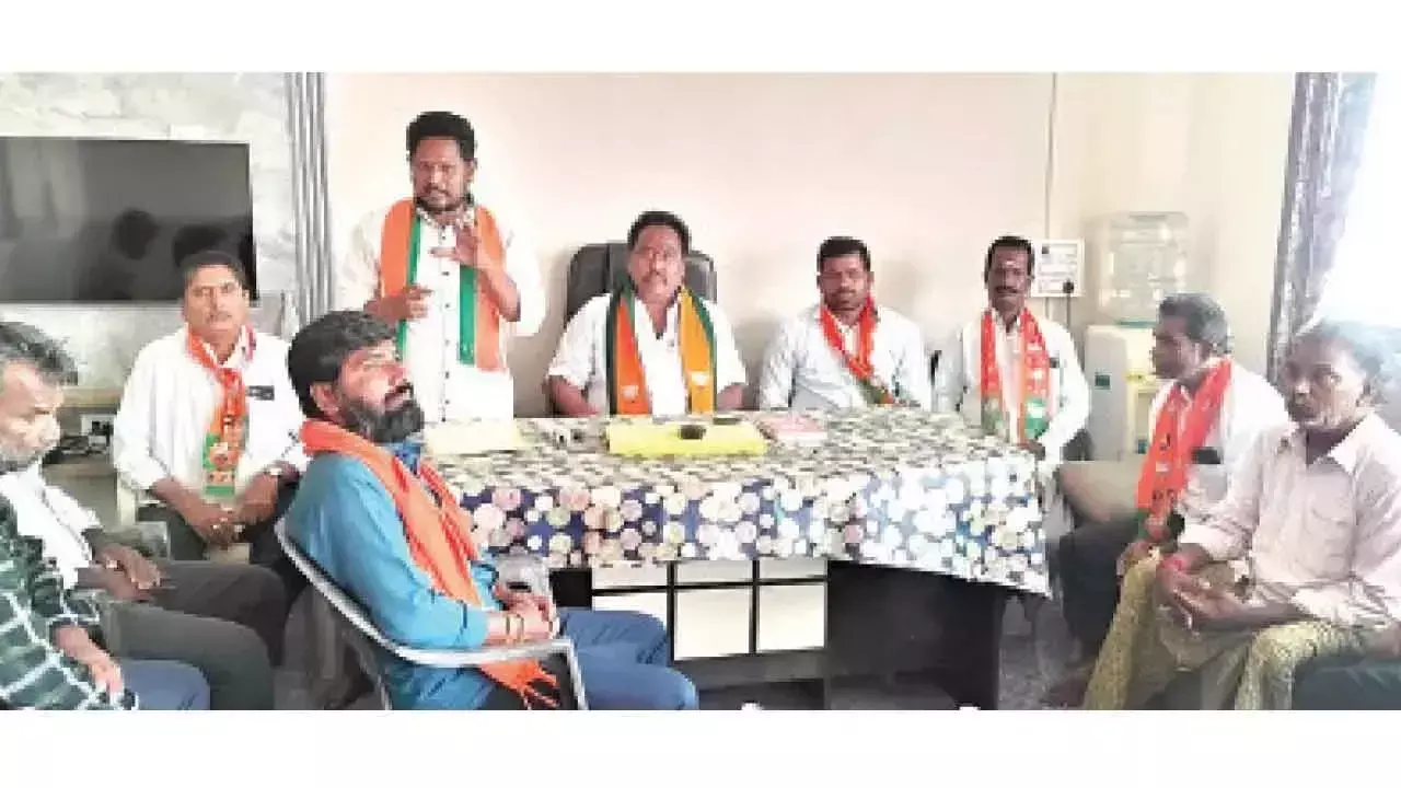 Telangana: भाजपा आइजा इकाई की बैठक आयोजित Telangana: भाजपा आइजा इकाई की बैठक आयोजित