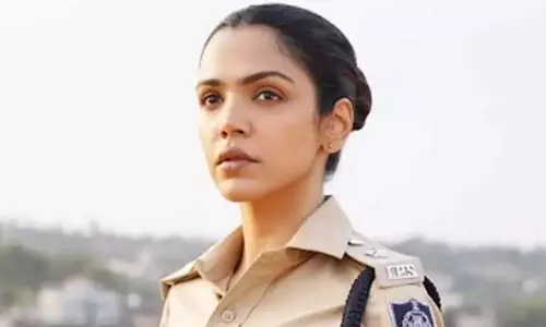 Shriya  पिलगांवकर ने ‘छल कपट द डिसेप्शन’ के लिए सहानुभूति के साथ वर्दी पहनी